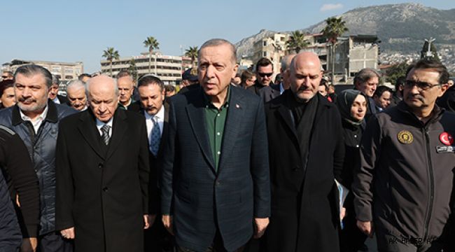 Cumhurbaşkanı Erdoğan, Hatay'da depremlerden etkilenen bölgeleri ziyaret etti